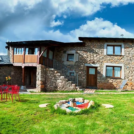 Entre Babia Y La Luna Hétvégi ház