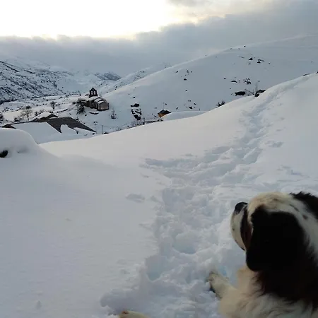 Entre Babia Y La Luna * Villafeliz