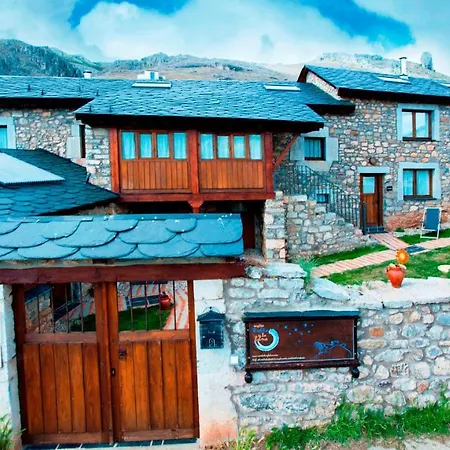 Casa de Campo Entre Babia Y La Luna Villafeliz